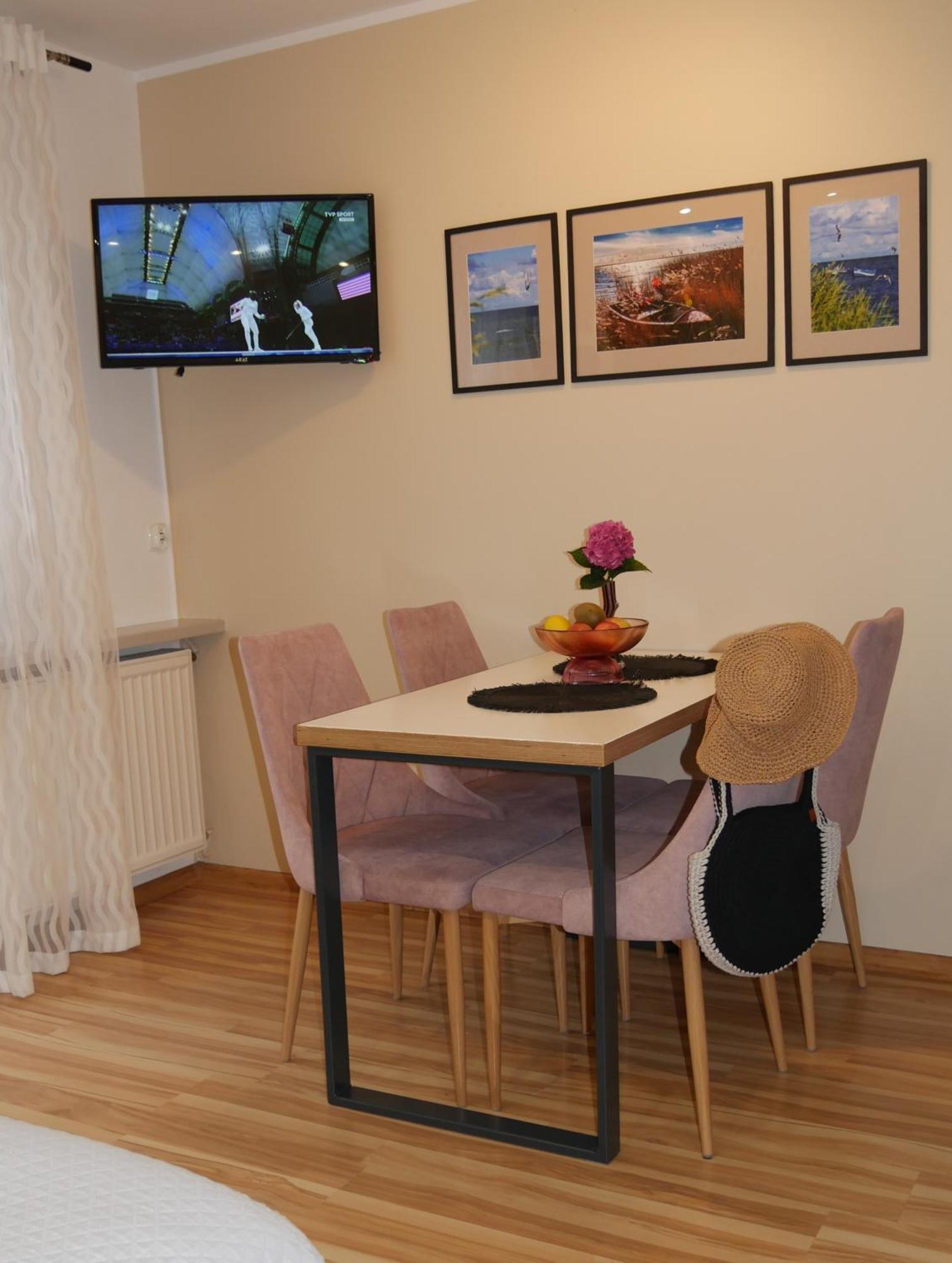 Apartamenty I Mieszkania Wakacyjne Chałupy المظهر الخارجي الصورة