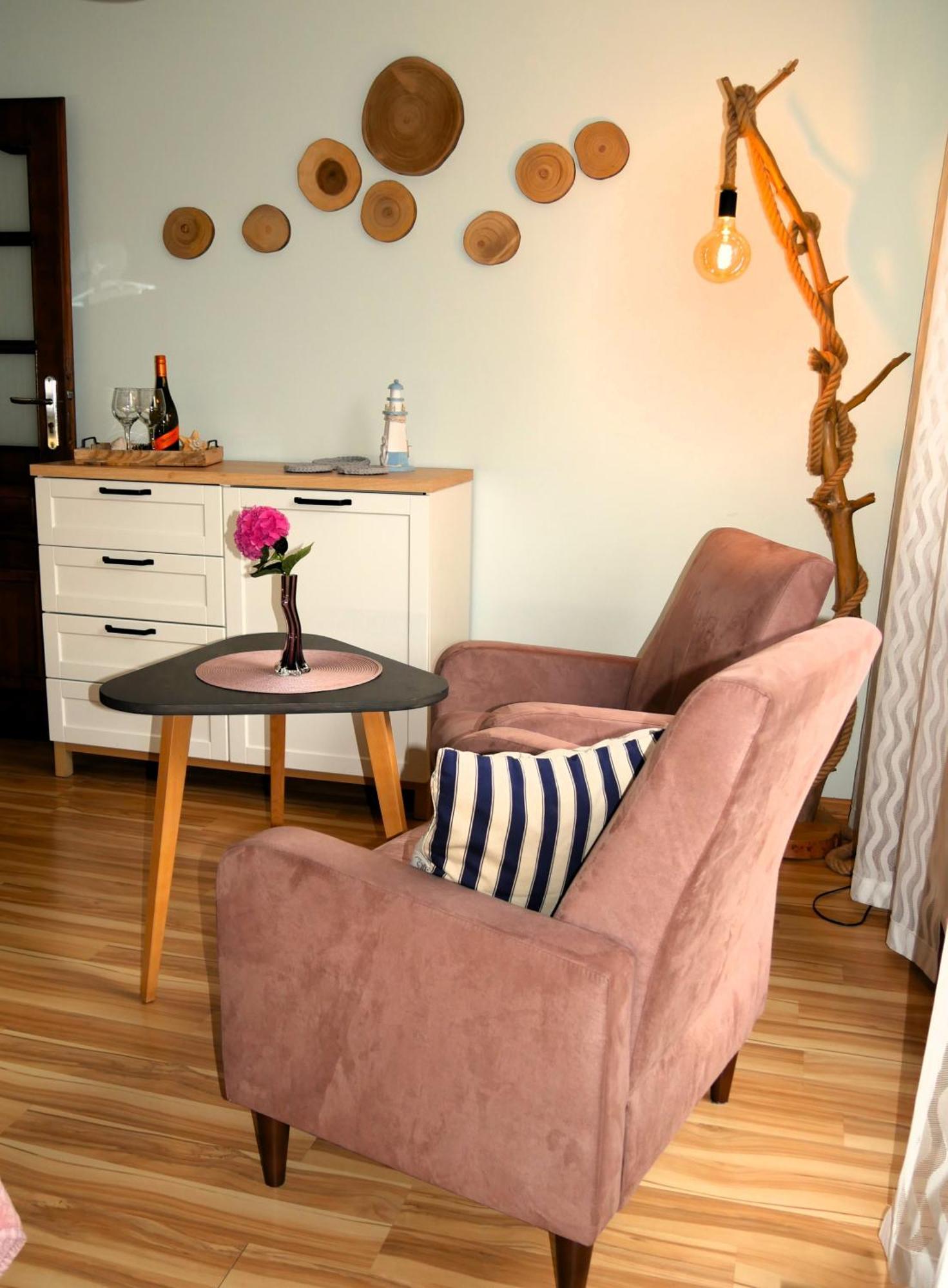 Apartamenty I Mieszkania Wakacyjne Chałupy المظهر الخارجي الصورة