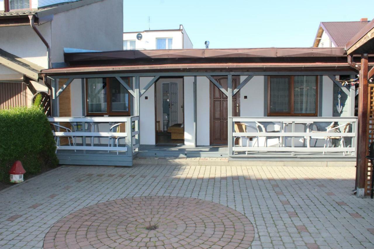 Apartamenty I Mieszkania Wakacyjne Chałupy المظهر الخارجي الصورة